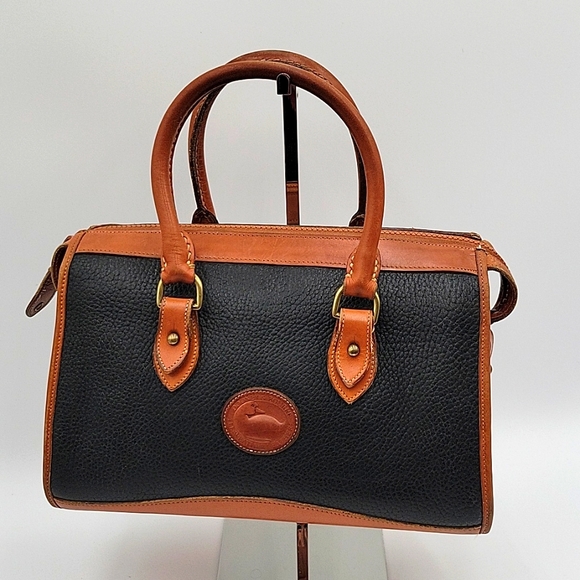 Dooney & Bourke Handbags - Authentic Vintage Dooney & Bourke Bag